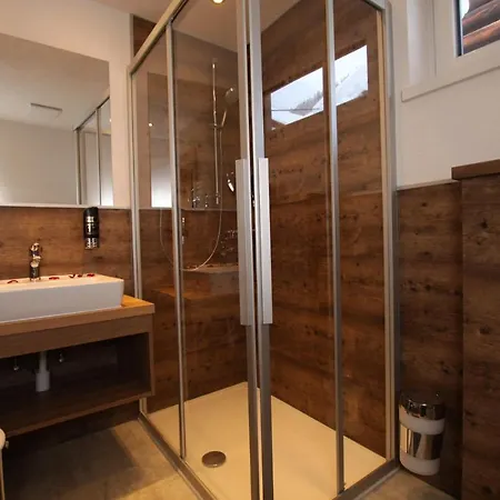 Laerchenheim Guest house *