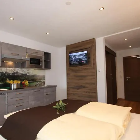 Laerchenheim Гостевой дом 4*