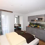 Pensionat Laerchenheim