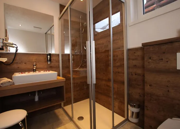 Laerchenheim Guest house 4*